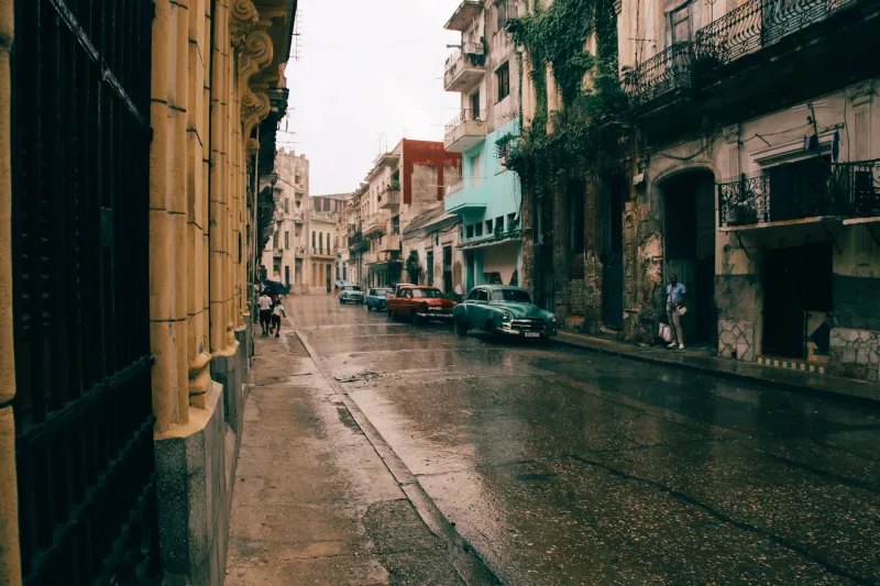 The Unscripted Journey: How Havana's Beautiful Disorder Is Winning Over America's Most Demanding Travelers